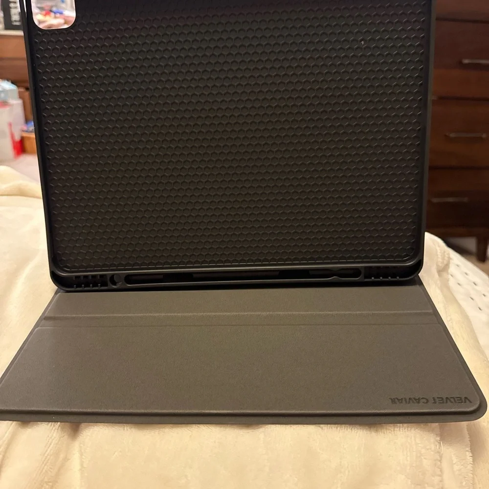 Velvet Caviar iPad Case - 12.9” iPad Pro - Picture 6 of 7